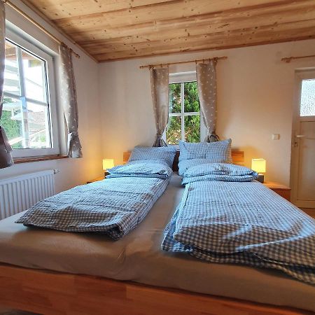 Alte Backstube - Ferienwohnung Huettenstube Und Ferienzimmer Auszeit Erkenbrechtsweiler Exterior foto