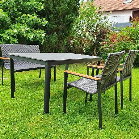 Alte Backstube - Ferienwohnung Huettenstube Und Ferienzimmer Auszeit Erkenbrechtsweiler Exterior foto